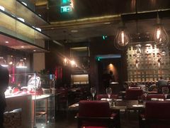-恰餐厅及酒吧 CHAR Bar & Grill (北京丽都皇冠假日店)