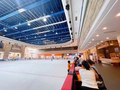-冠军冰场(环球中心店)