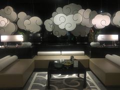 -新盈光·云会所(百丈东路店)