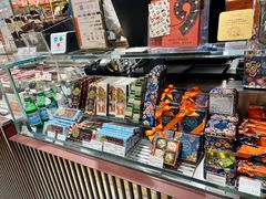 -VENCHI 闻绮(北京国贸商城店)