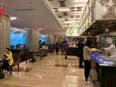 -圣丰索菲特·2 On 988 Café 自助餐厅