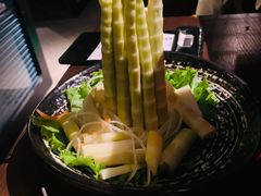 -湊湊火锅·茶憩(新中关购物中心店)