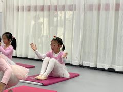 -小芳舞蹈团·少儿舞蹈·中国舞(龙江校区)