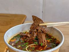 -牛师傅牛肉面(尚隆路店)