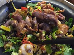 二嬢辣卤兔肚-二孃鸡爪爪(东郊记忆店)