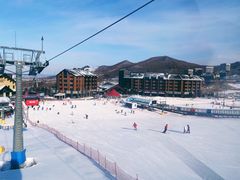 -中旅松花湖滑雪场