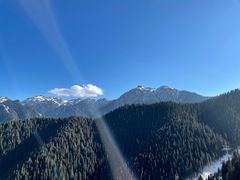 -丝绸之路山地度假区滑雪场