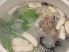 -泉福居酱骨头自助广场(南大街商业步行街店)