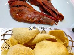 鸭头鸭脖-味+新京宴·烤鸭·北京菜(创意谷店)