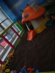 -孩子王童乐园(洛阳万达店)