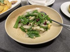 -HOMES上海本帮菜(襄阳公园店)