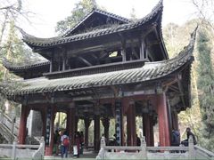 -峨眉山报国寺