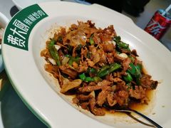 -费大厨辣椒炒肉(黄兴中心广场店)