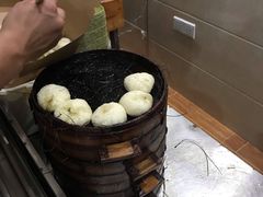 -舒小笼松针小笼包