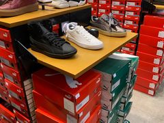 -PUMA品牌自营折扣店(苏州比斯特购物村店)