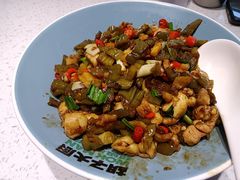 干锅肥肠-胡子大厨·超级小炒肉(华润店)