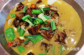 Signature Preserved Chicken Hot Pot