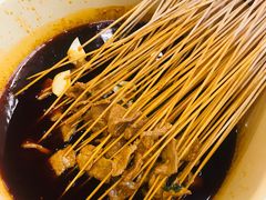 -拈签一笑黄牛肉辣卤串串