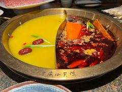 -小天鹅火锅·一线江景洪鼎旗舰店(洪崖洞店)