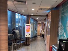 -麦当劳(虹梅路地铁站店)