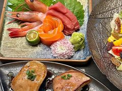 -铭牛烧肉·和牛海鲜自助(高新月牙湖店)