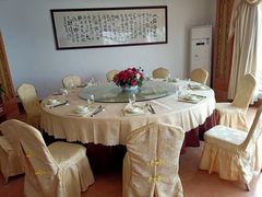 -鹏城人家海鲜酒家·23年老字号(较场尾店)