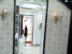 -现代眼镜批发城(台东三路店)