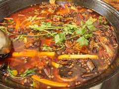 -鸿顺老铁锅美蛙鱼府(解放碑店)