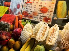 -六合夜市