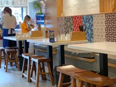 -李与白包子铺(桐梓林店)