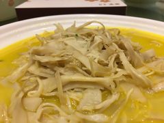 -宝宇大连海鲜渔港(金奎大厦店)