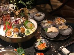 -半岛翡丽海鲜自助餐厅(观风亭店)