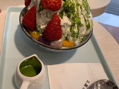 抹茶生乳冰沙-王守财小山園