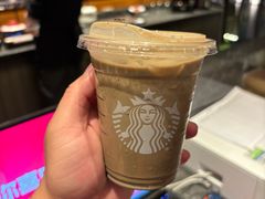 -星巴克(上海虹桥新天地二店)