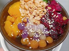 五彩冰粉-云海肴·汽锅鸡·云南菜(高德置地店)