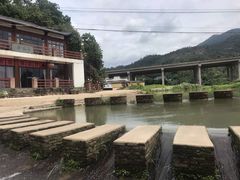 -龙泉山庄