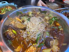 -爆炸头阿姨小四川正宗川味小吃(无任何分店)