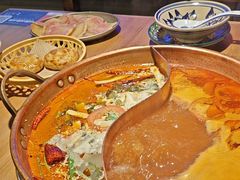 -洱火云南酸菜牛肉火锅(石景山当代商城店)