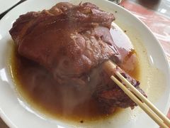 -巷子深菜馆·津门肘子(滨海店)