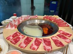 三拼锅-DaLongYi Hot Pot 大龙燚火锅