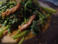 沙茶牛肉空心菜-雷泰泰台式胡椒虾(滨江金铂湾店)