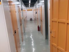 -安东易迷你仓自助寄存仓库(淞虹路店)