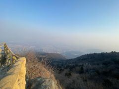 -鬼笑石后山停车场