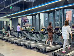 -超鹿运动(五四路恒力城店)