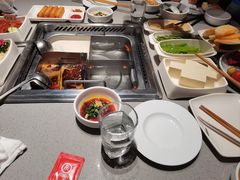 -海底捞火锅(吴中路店)