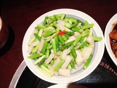 芦笋炒藕带-上名堂·鱼头好吃(体育场路店)