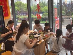 -赵美丽·重庆社区火锅·直营店(火车东站·中豪国际店)