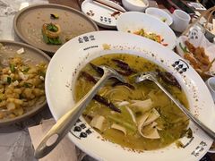 -渔语鱼新川菜Bistro(万象天地店)