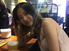 -BHC炸鸡(明洞总店)