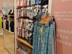 -优衣库(上海金桥太茂店)